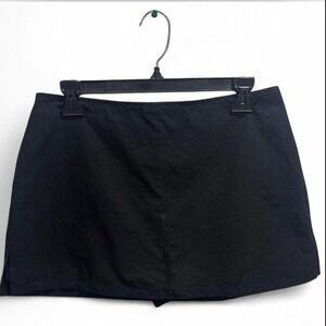 Princess Polly black Gigi mini skort size 4